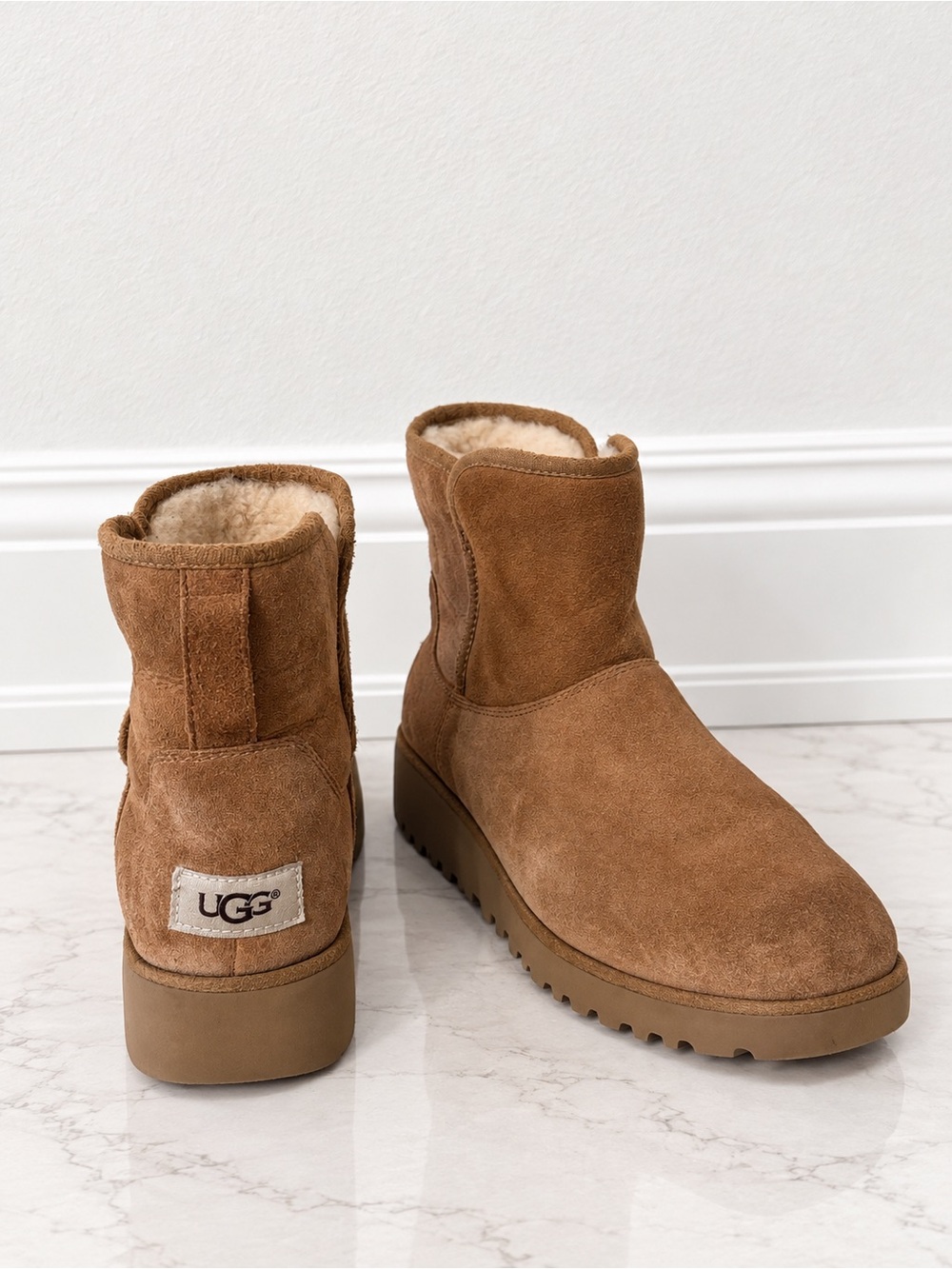 UGG Classic Mini Platform Suede Boots Chestnut Brown Size 7